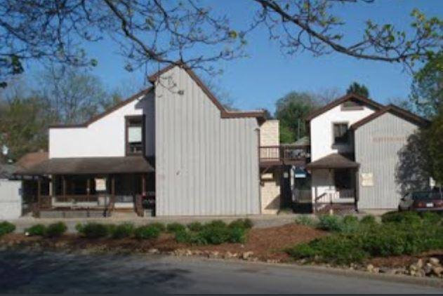 Apartment for rent at 203 N Main St, Lexington, VA 24450