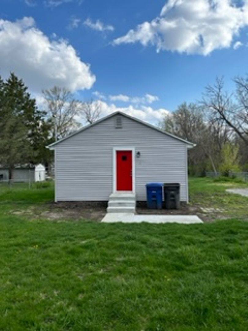 House for rent at 504 Hackley Ave, Des Moines, IA 50315