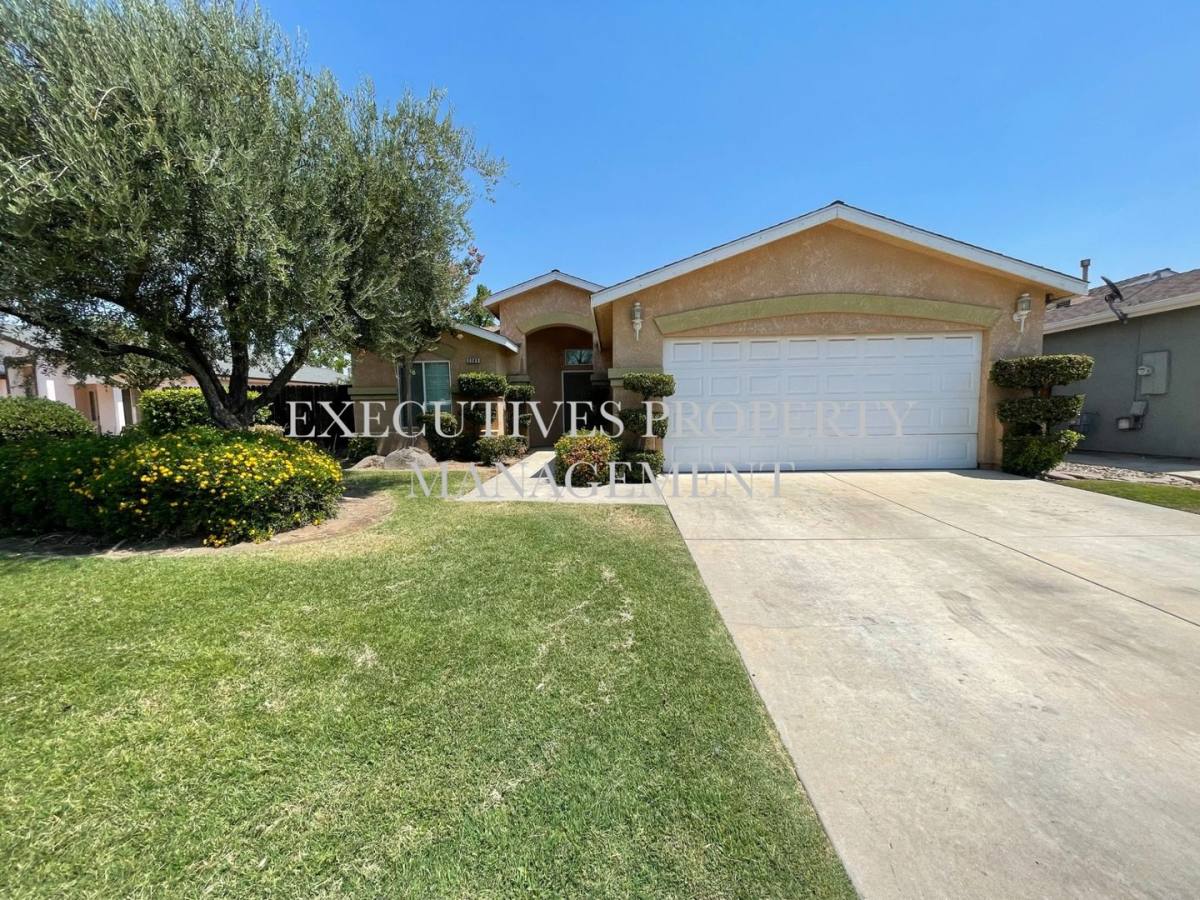 House for rent at 2265 Golden Ave, Clovis, CA 93611