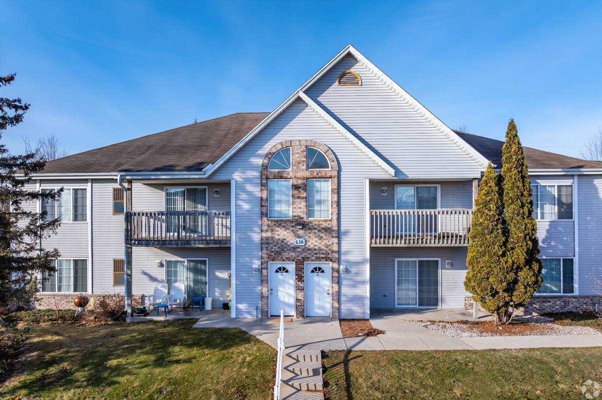 Apartment for rent at 610 N Spring St, Port Washington, WI 53074