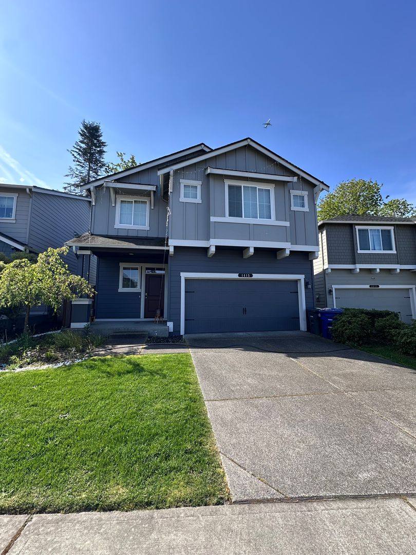 House for rent at 1415 S 281st St, Federal Way, WA 98003