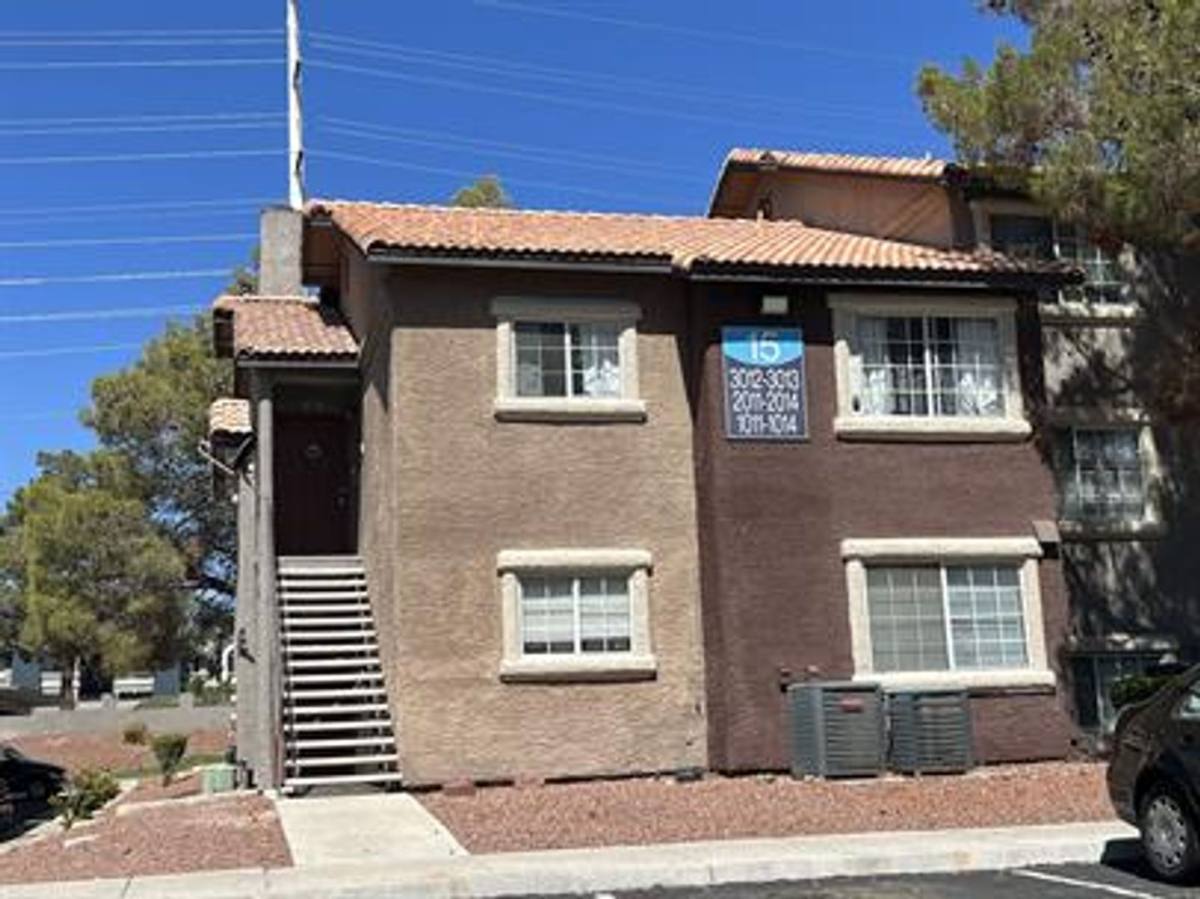 Condo for rent at 2750 S Durango Dr, Las Vegas, NV 89117