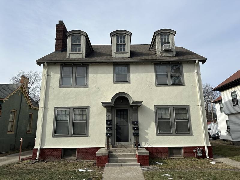 Apartment for rent at 105 N Adams St #6, Ypsilanti, MI 48197