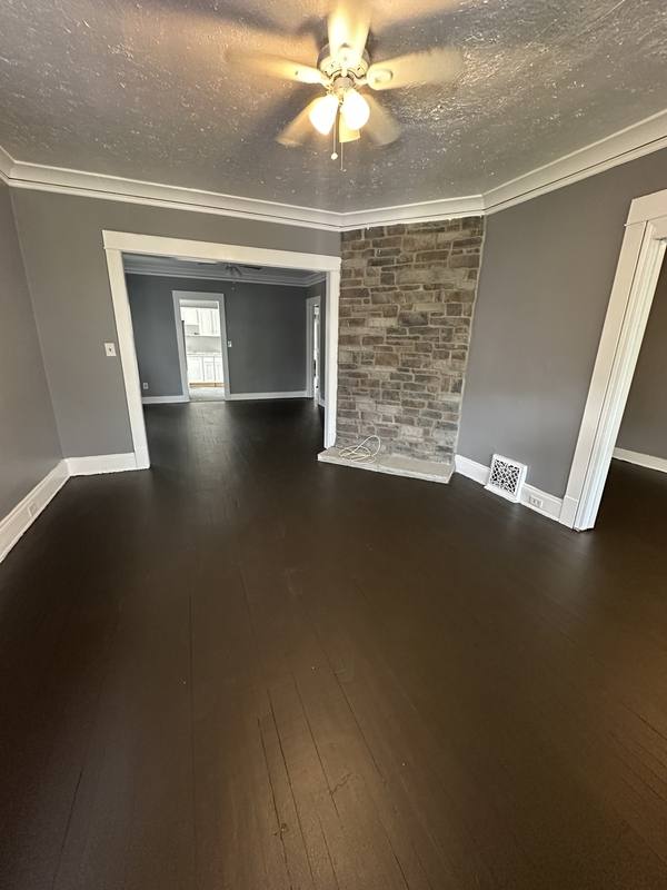 Apartment for rent at 1910 Mayview Ave #DOWNSTAIRS, Cleveland, OH 44109