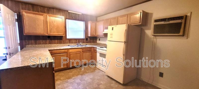 Apartment for rent at 1716 Green Oaks Dr SE #A, Winston Salem, NC 27107