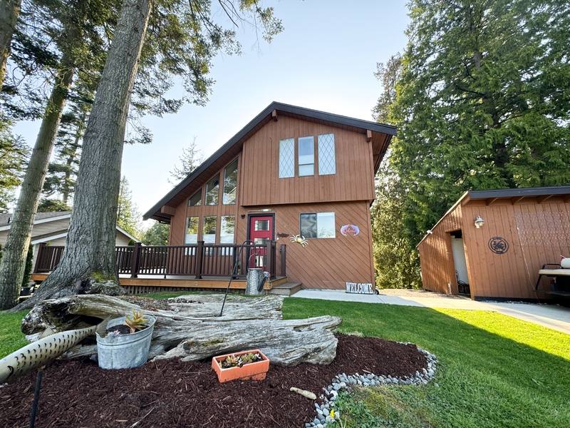 House for rent at 8155 Comox Loop, Blaine, WA 98230