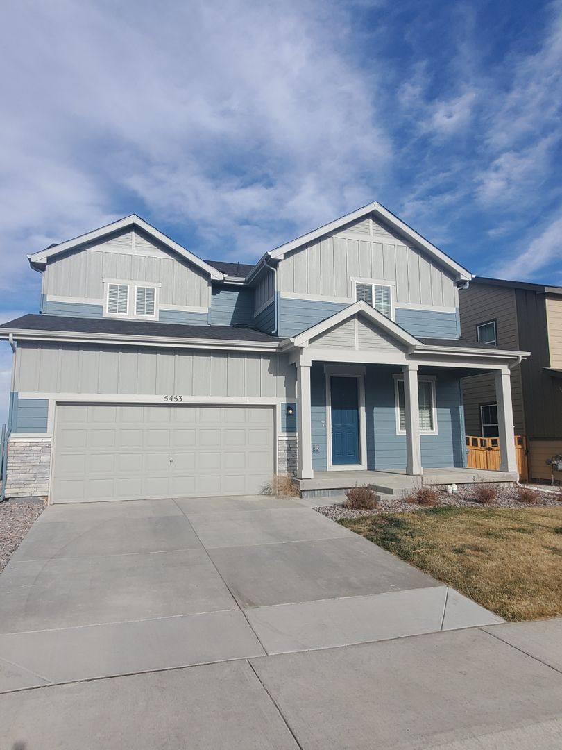 House for rent at 5453 Bauer Dr, Longmont, CO 80504