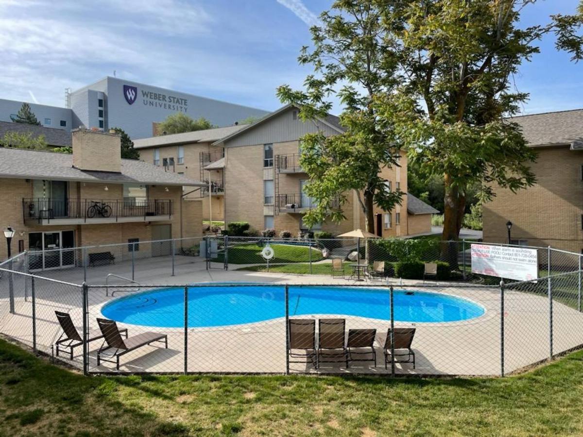 Apartment for rent at 4380 Harrison Blvd, Ogden, UT 84403