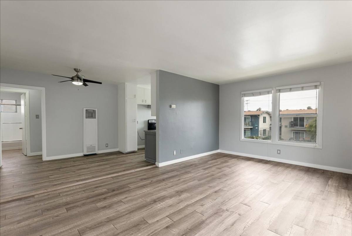 Apartment for rent at 1863 Pine Ave #4, Long Beach, CA 90806