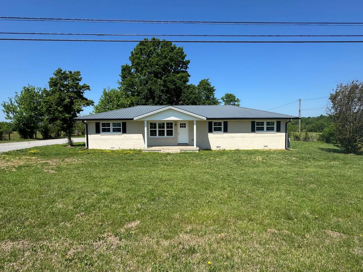 House for rent at 3925 Highway 231 N, Shelbyville, TN 37160