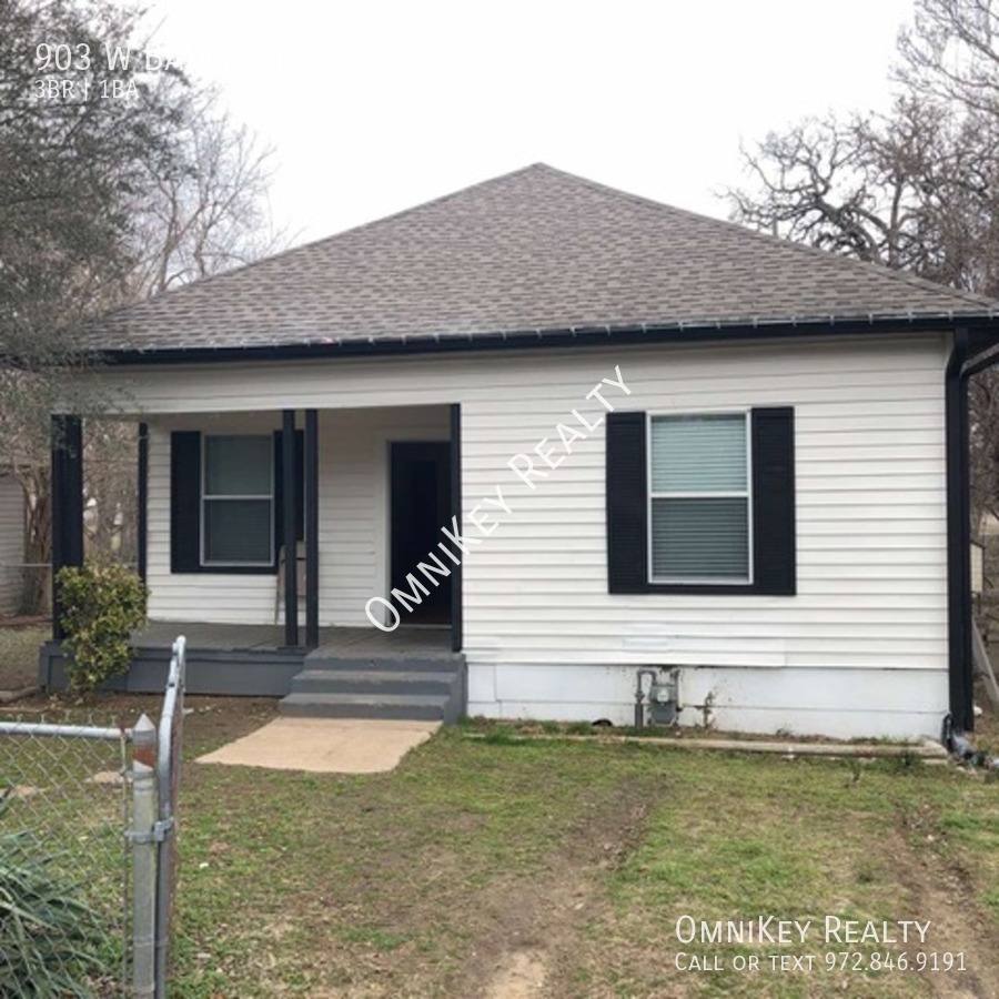 House for rent at 903 W Baker St, Denison, TX 75020