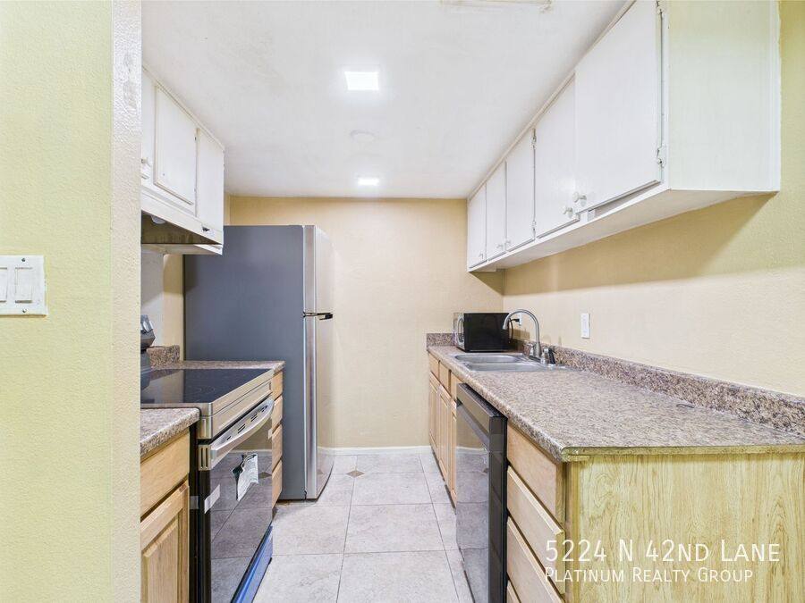 Condo for rent at 5224 N 42nd Lane, Phoenix, AZ 85019