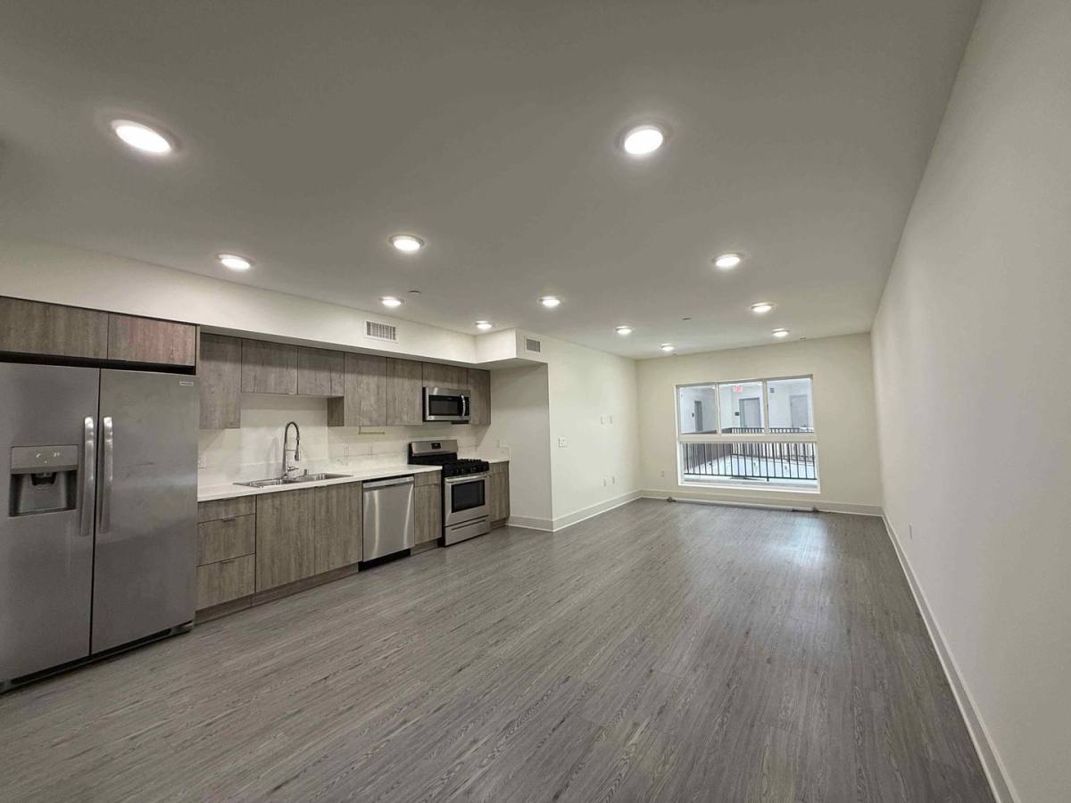 Apartment for rent at 2022 W Sunset Blvd, Los Angeles, CA 90026