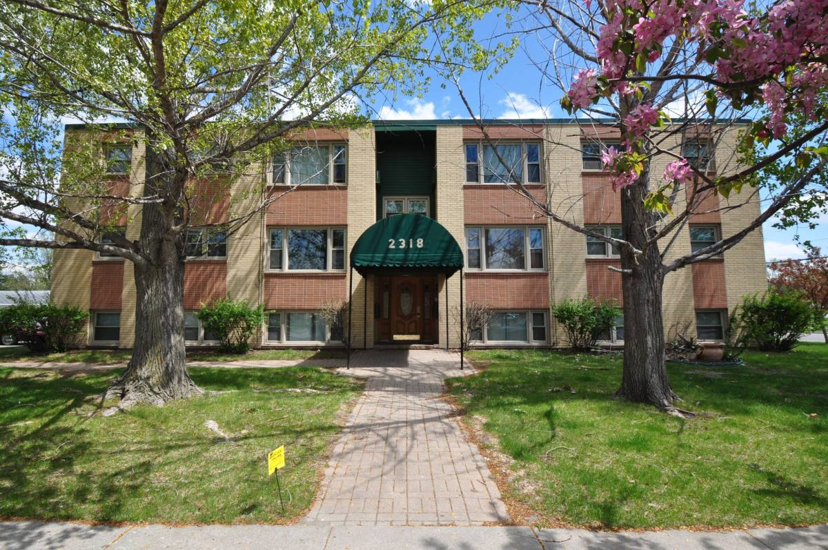 Apartment for rent at 2318 10th St S, Moorhead, MN 56560