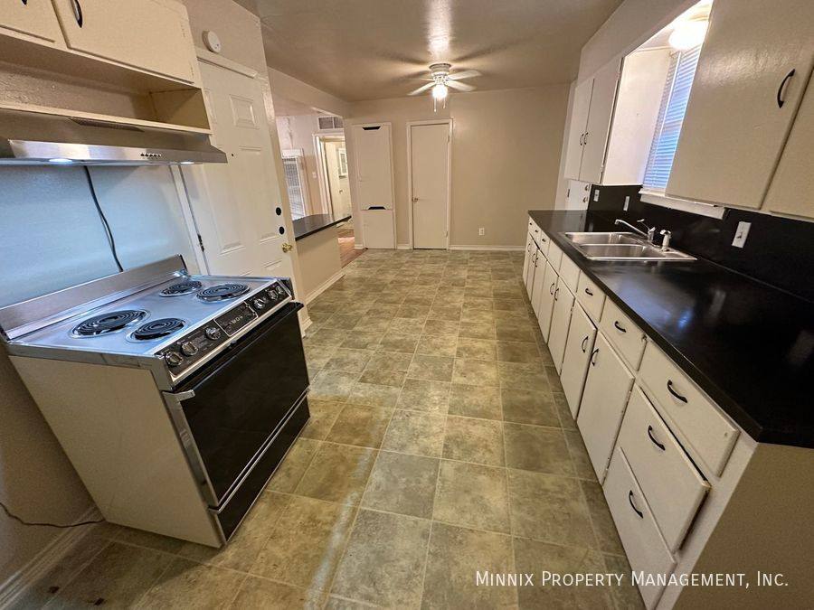 Townhouse for rent at 2115 S Loop 289 #B, Lubbock, TX 79423
