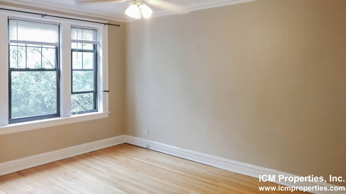 Apartment for rent at 1941 W Winnemac Ave #3, Chicago, IL 60640
