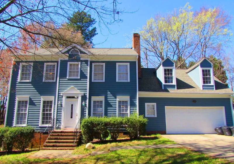 House for rent at 4128 Saxonbury Way, Charlotte, NC 28269