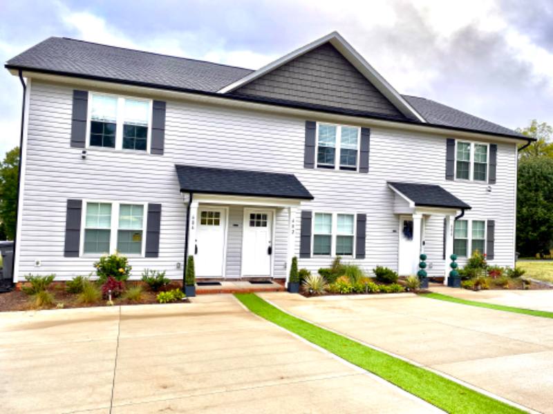 Townhouse for rent at 602 W 8th St, Kannapolis, NC 28081