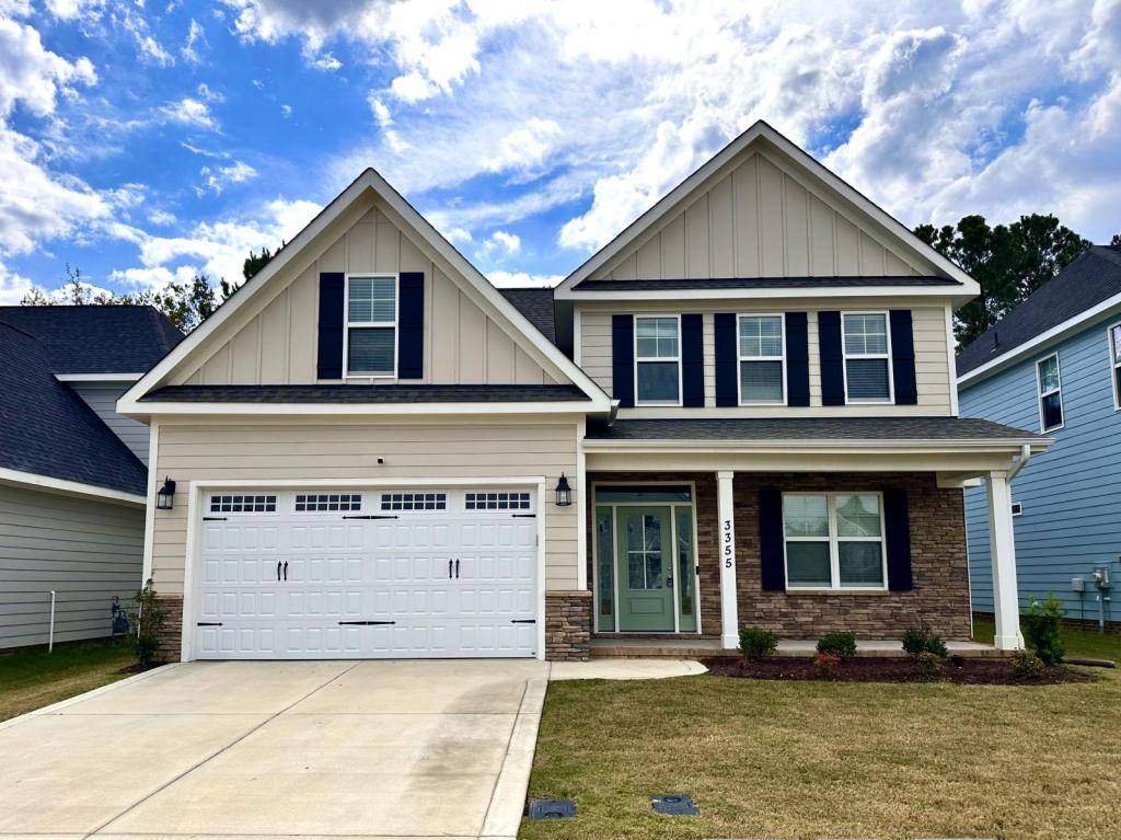 House for rent at 3355 Hopekirk Dr, Fayetteville, NC 28306