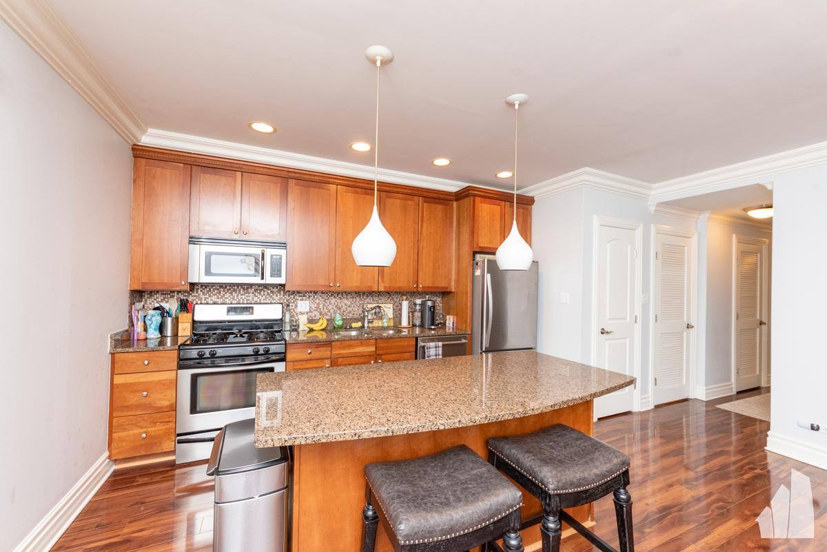Apartment for rent at 1711 Crilly Court #B, Chicago, IL 60614