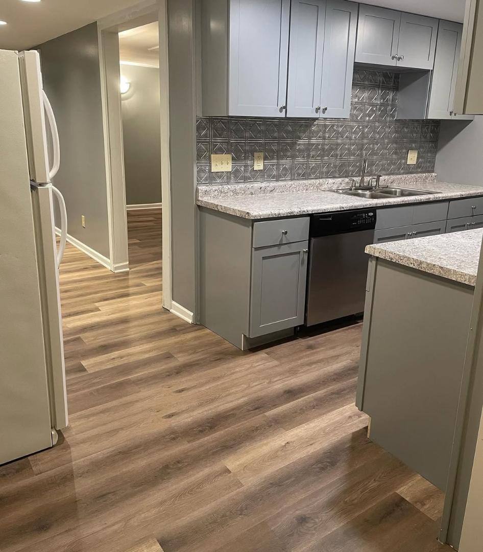 Apartment for rent at 929 E Grove St #B, Bloomington, IL 61701