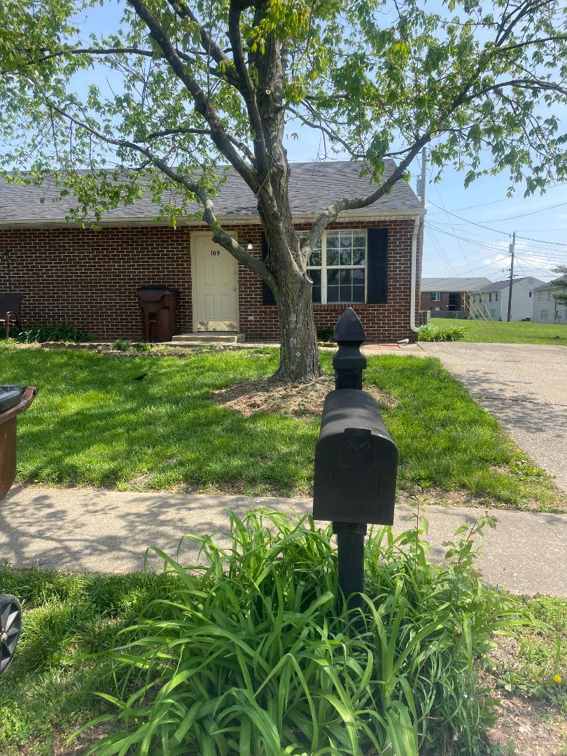 Townhouse for rent at 98 Andrea #109, Nicholasville, KY 40356