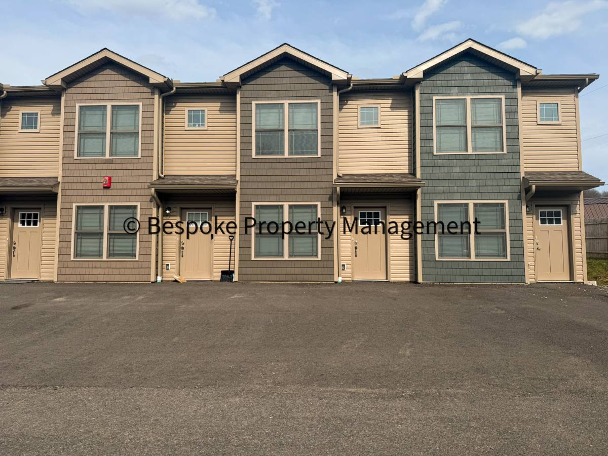 Townhouse for rent at 31-41 Goliath Dr, Bridgeport, WV 26330