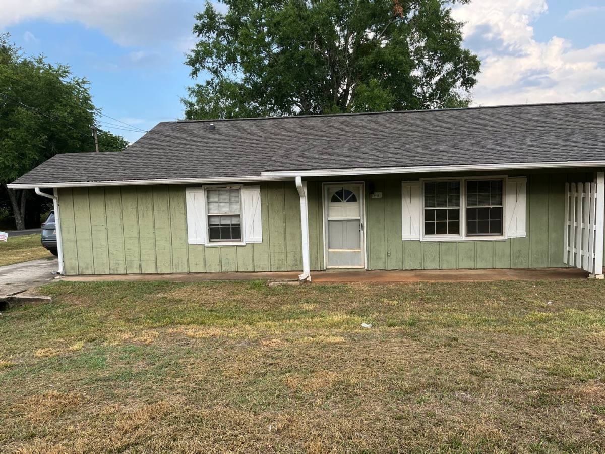 Apartment for rent at 11 Glenda Dr, Cave Spring, GA 30124