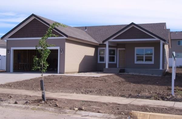 House for rent at 12385 W Renshaw Rd, Post Falls, ID 83854