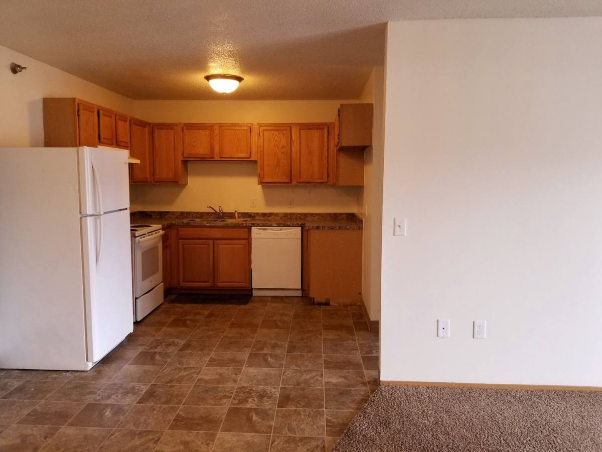 Apartment for rent at 4010 University Ave, Des Moines, IA 50311