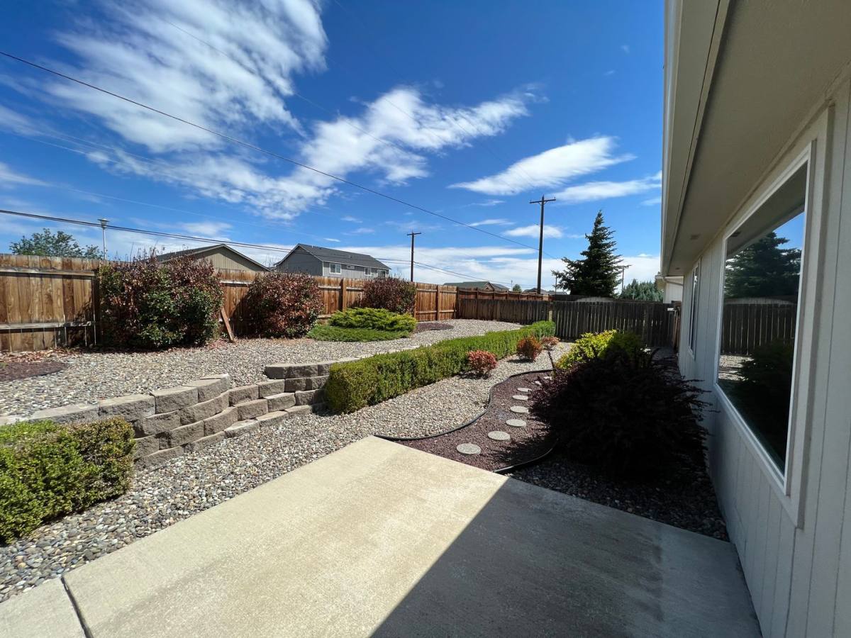 House for rent at 105 W Annie Place, Ellensburg, WA 98926