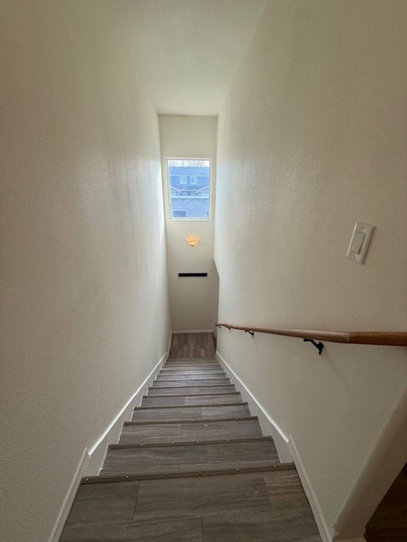 Apartment for rent at 1340 Shaker Place, Moses Lake, WA 98837