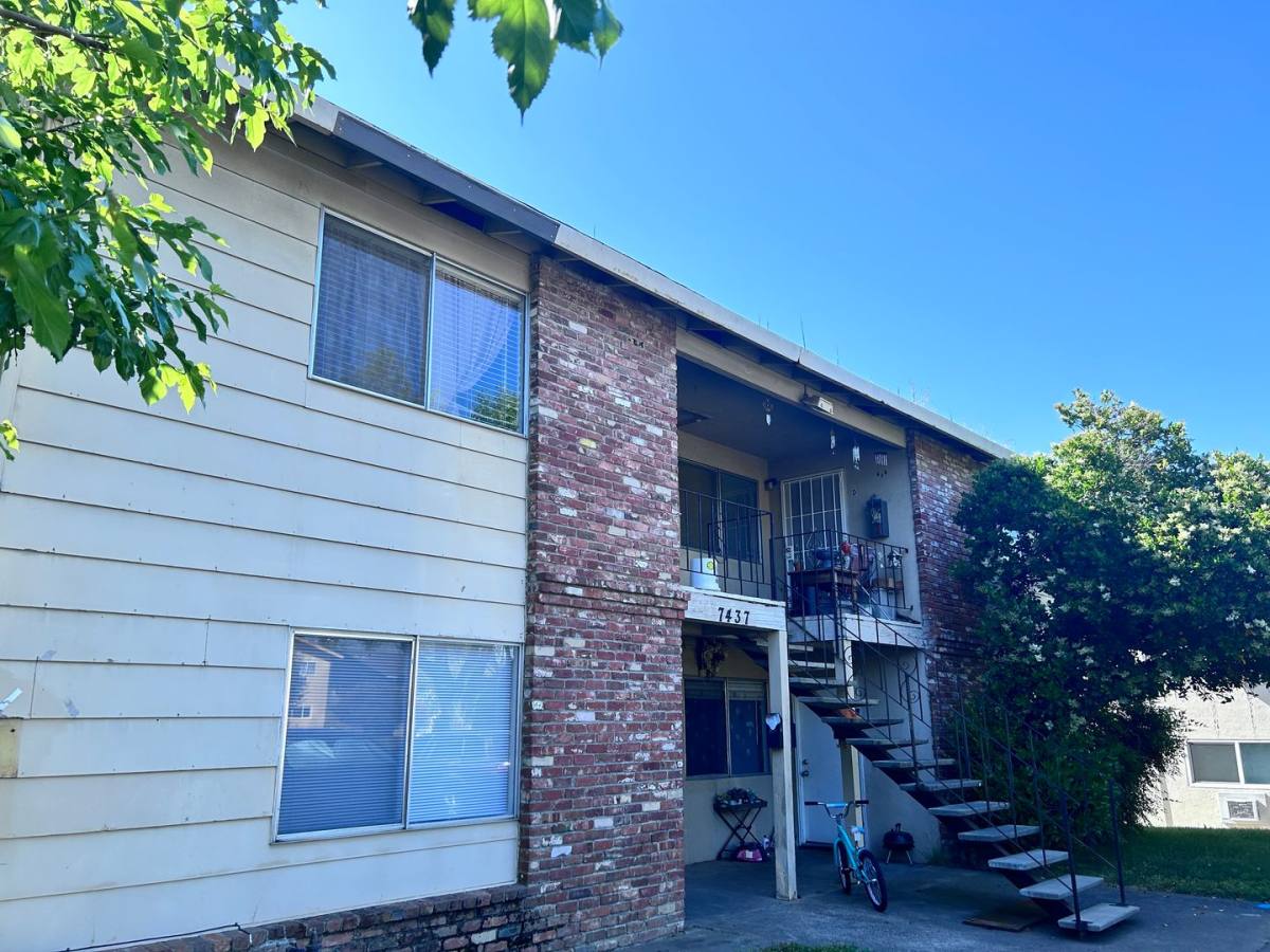 Apartment for rent at 7437 Tiara Way, Citrus Heights, CA 95610