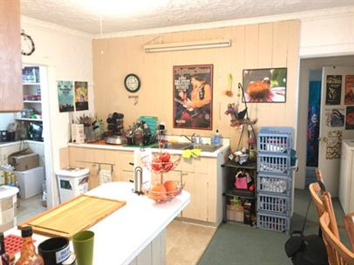 Apartment for rent at 382 N St, Burlington, VT 05401