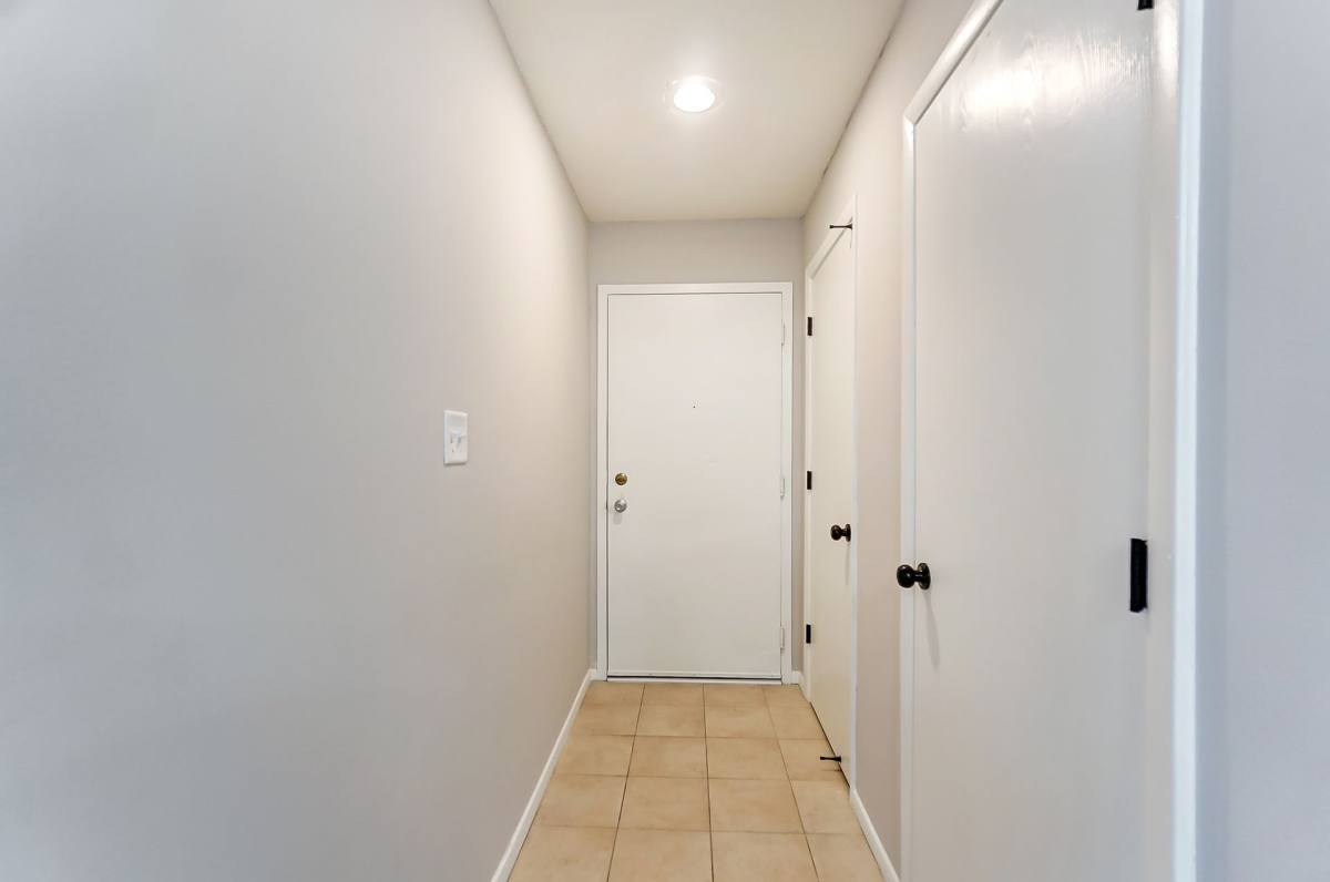 Townhouse for rent at 5810 Meadows Dr, Fort Wayne, IN 46804