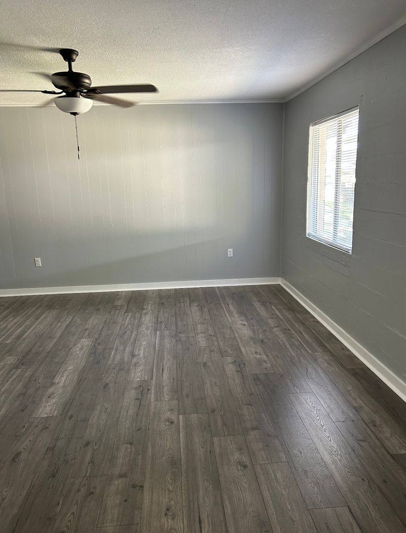 127-133 Alder Ave, Fort Walton Beach, FL 32548 - Apartment For Rent - Image 3