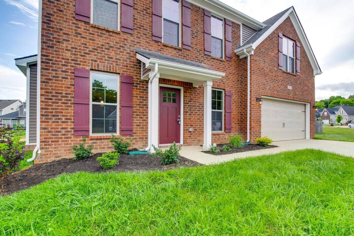 House for rent at 14210 Halden Ridge Way, Louisville, KY 40245