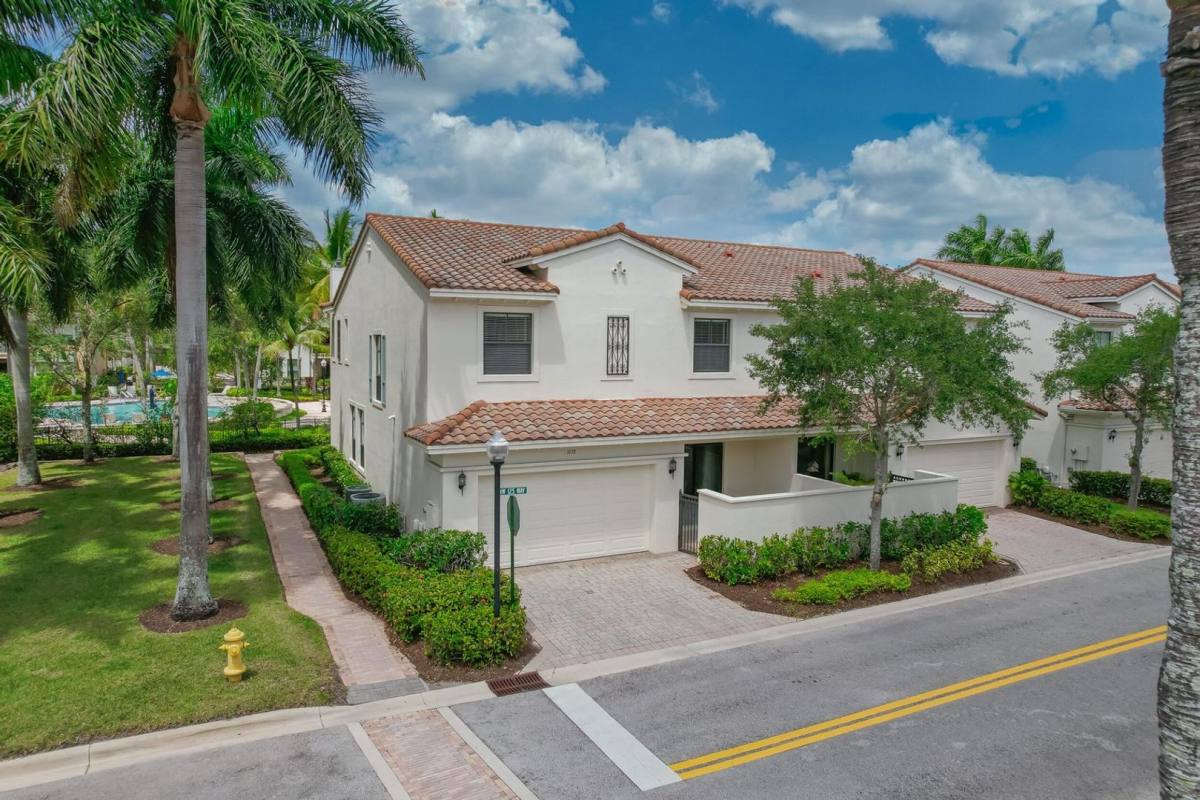 Townhouse for rent at 3110 NW 125th Way, Fort Lauderdale, FL 33323