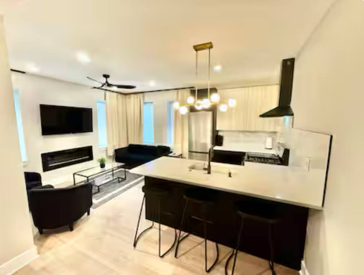 Apartment for rent at 108-110 S Lincoln Place, Atlantic City, NJ 08401