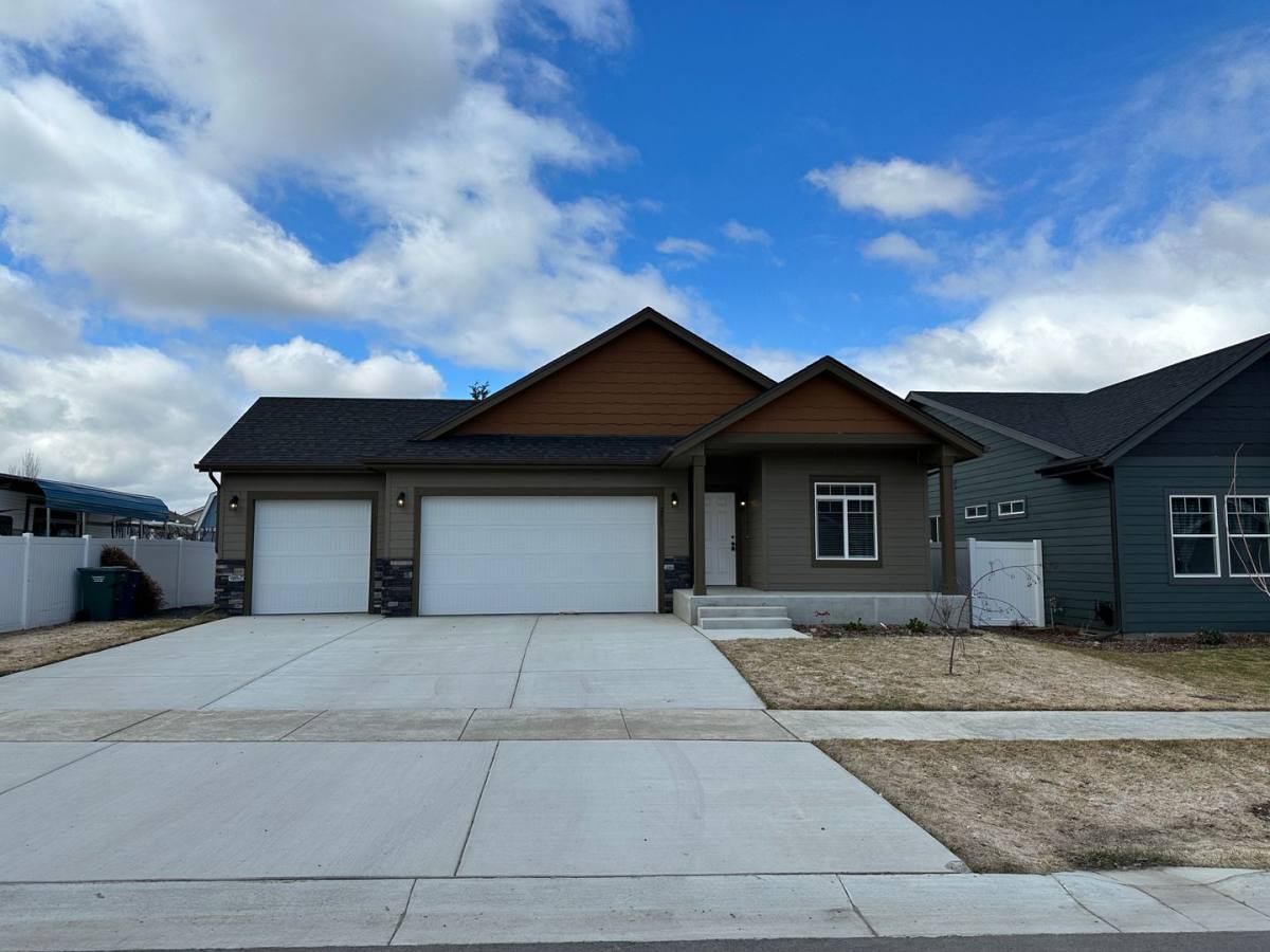 House for rent at 2885 N Madeira St, Post Falls, ID 83854
