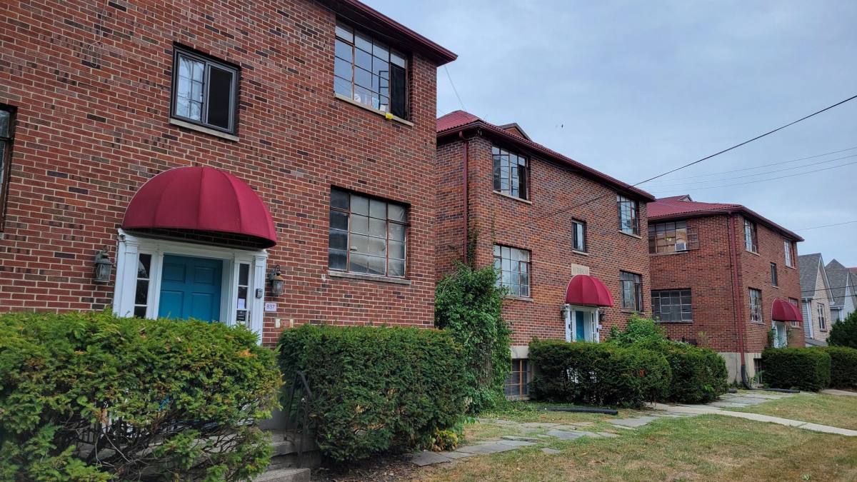Apartment for rent at 837 Riverview Terrace, Dayton, OH 45402