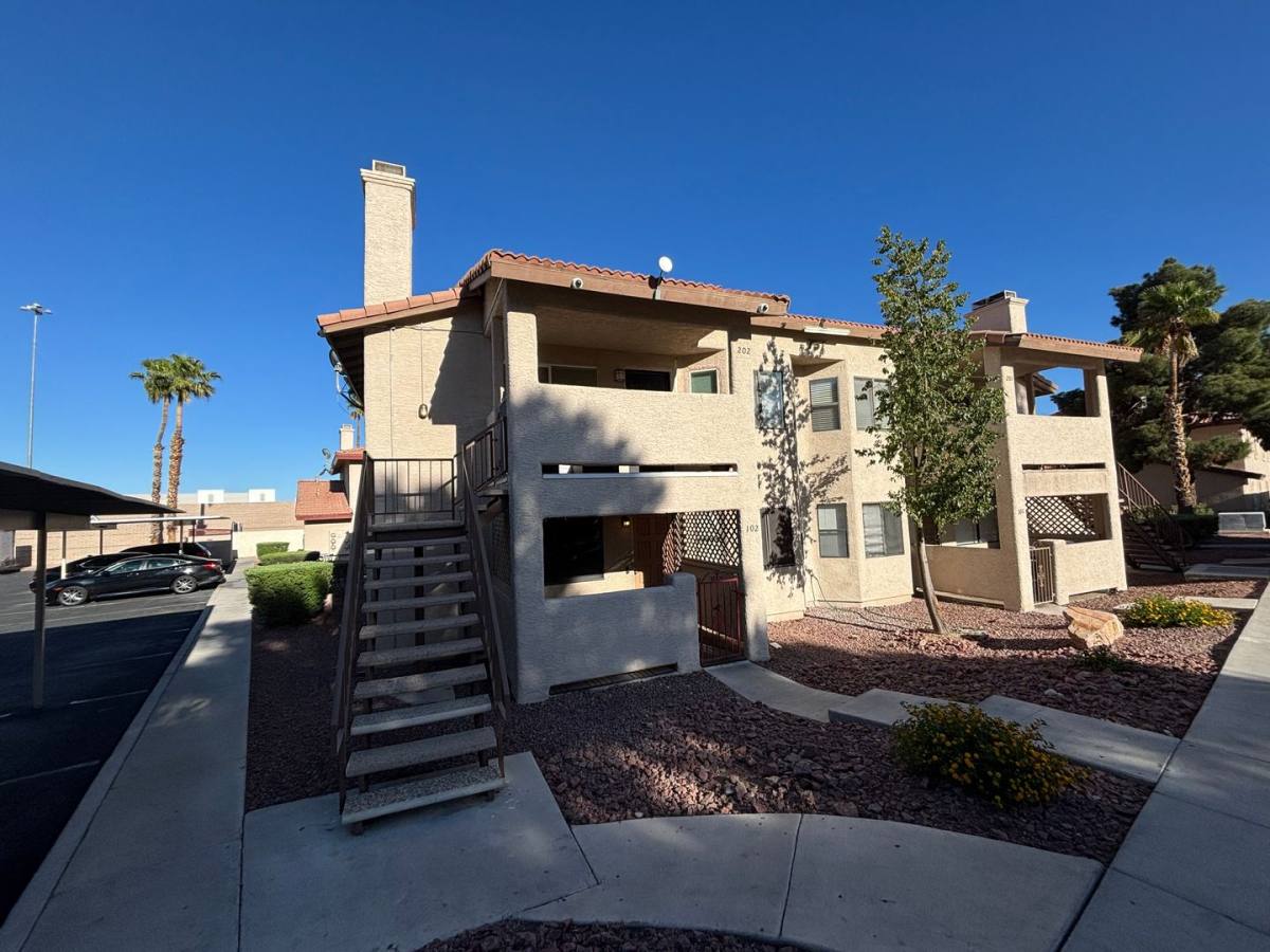 Condo for rent at 757 Rock Springs Dr, Las Vegas, NV 89108