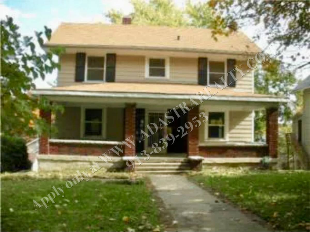 House for rent at 1211 N 19th St, Kansas City, KS 66102