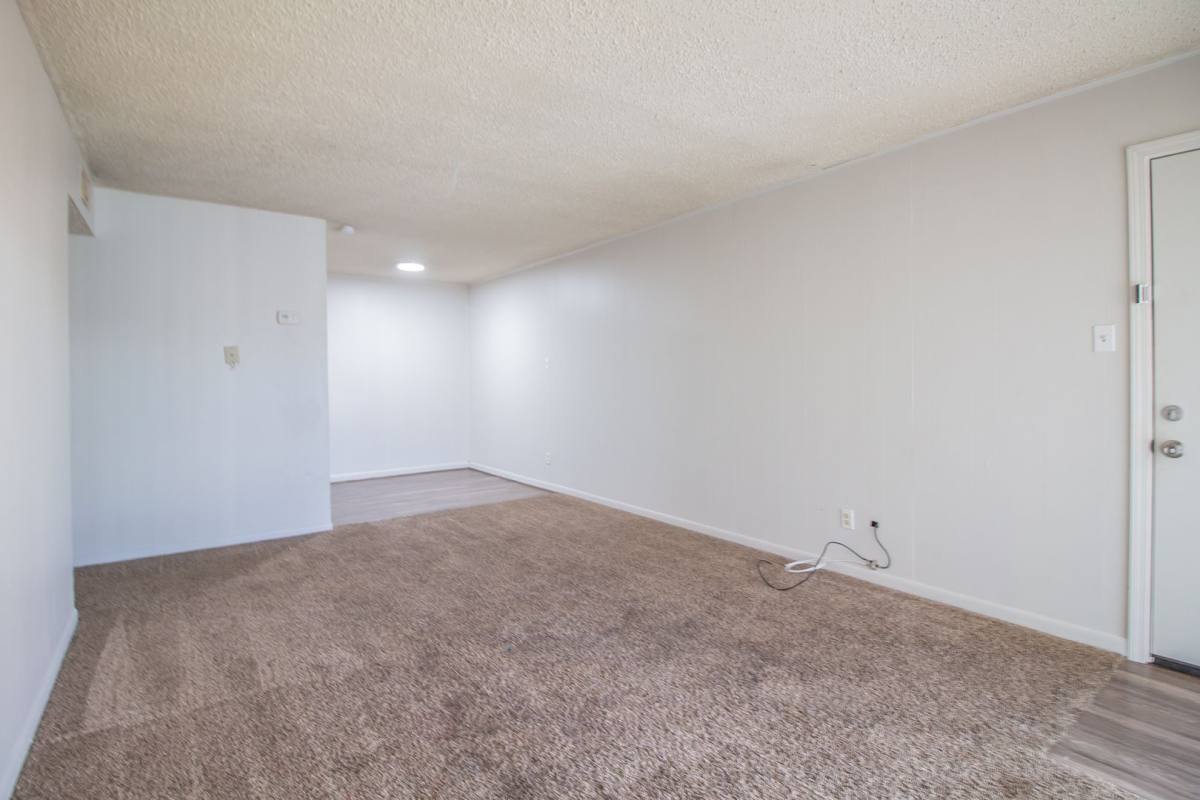 Apartment for rent at 2500 W 26th St, Plainview, TX 79072