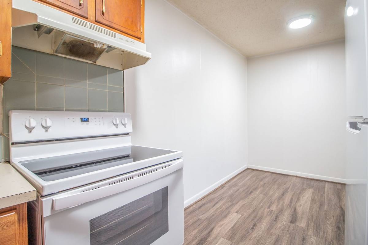 Apartment for rent at 2500 W 26th St, Plainview, TX 79072