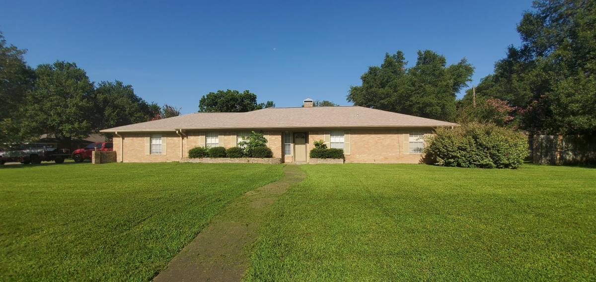 House for rent at 128 Royal Lane, Commerce, TX 75428