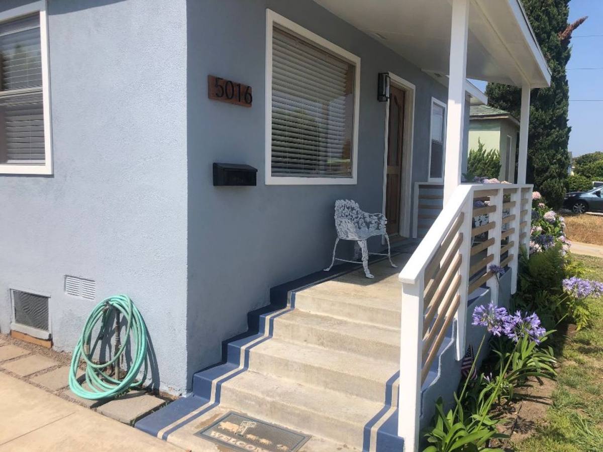 House for rent at 5016 W 137th St, Hawthorne, CA 90250