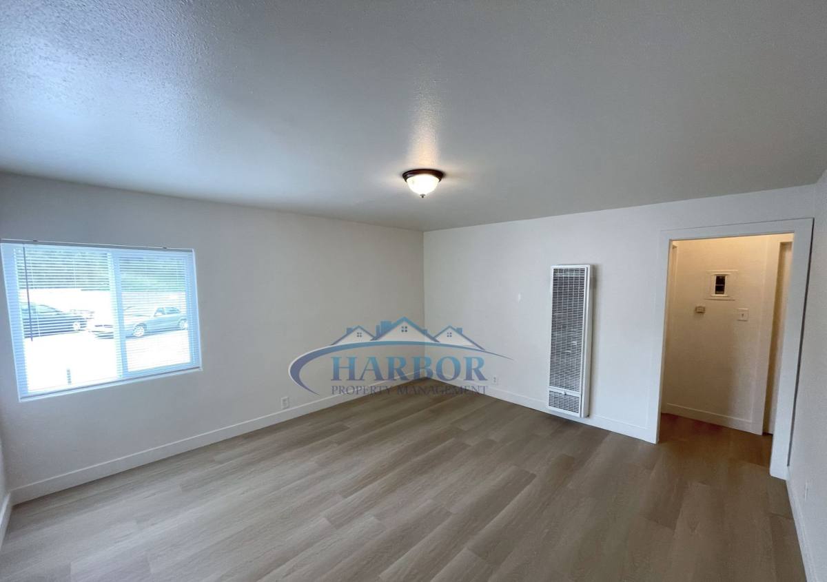 Apartment for rent at 840-842 1 2 W Sepulveda St, San Pedro, CA 90731