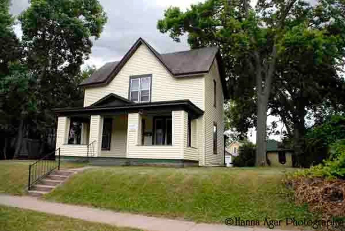 House for rent at 521 Lake St, Eau Claire, WI 54703
