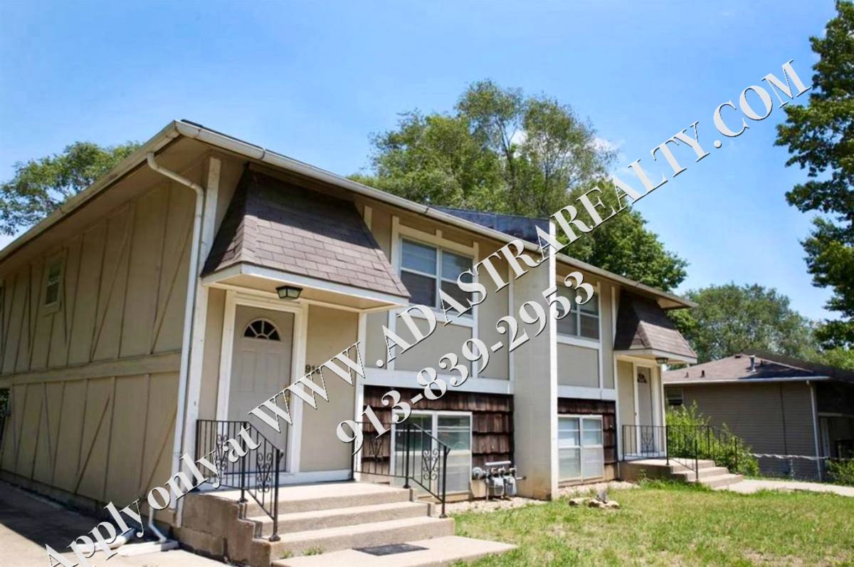 House for rent at 908 Brookside St, Leavenworth, KS 66048